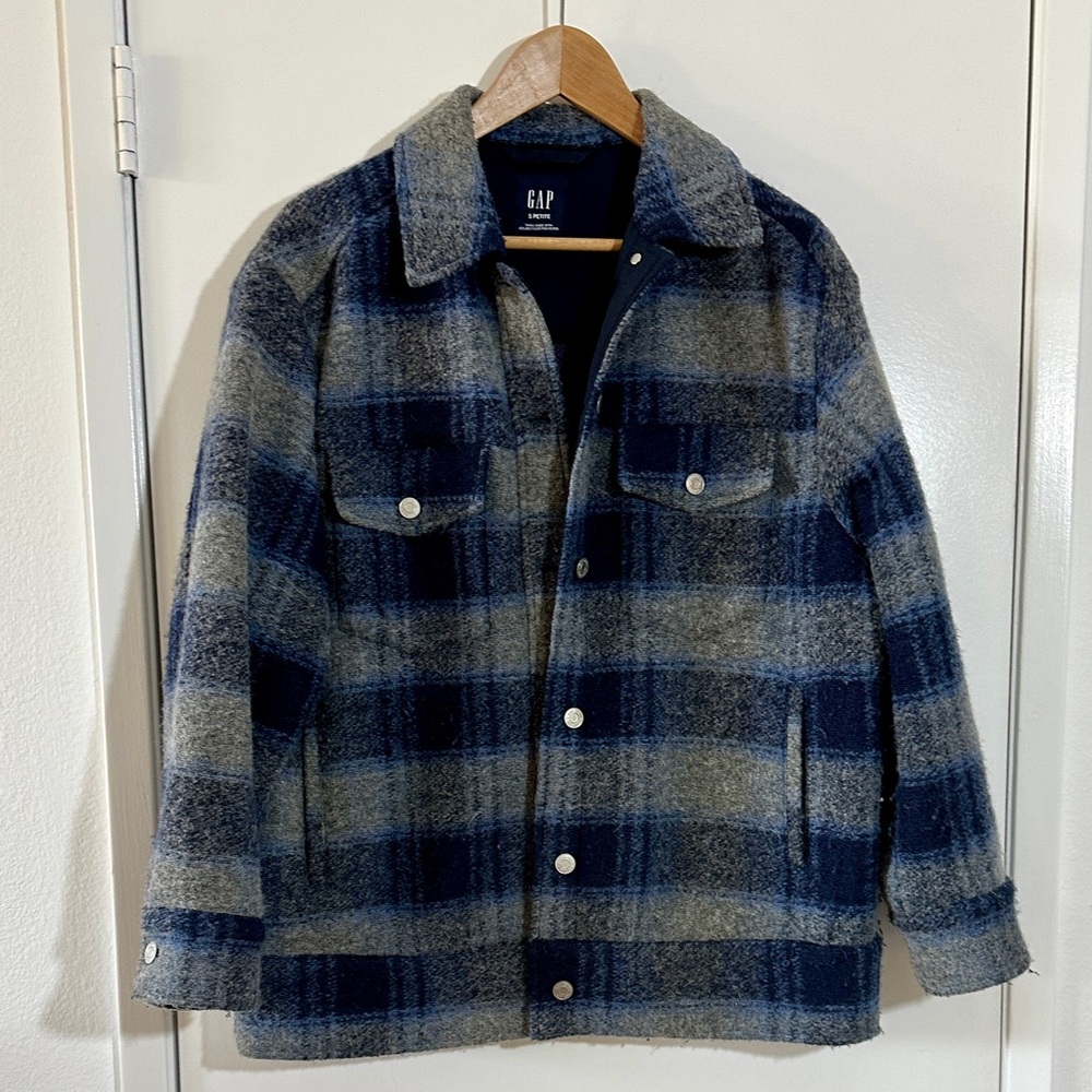 Gap Blue and Gray Women’s Plaid Button Jacket. Size SP - Perfect Condition